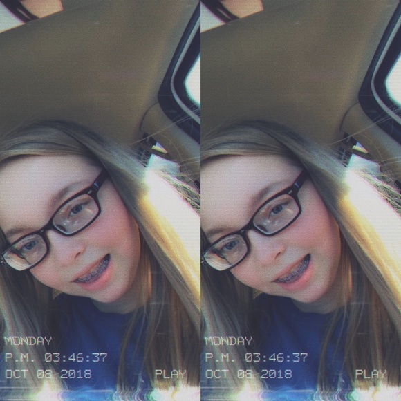 Meet your Posher, Brook - Picture 2 of 5